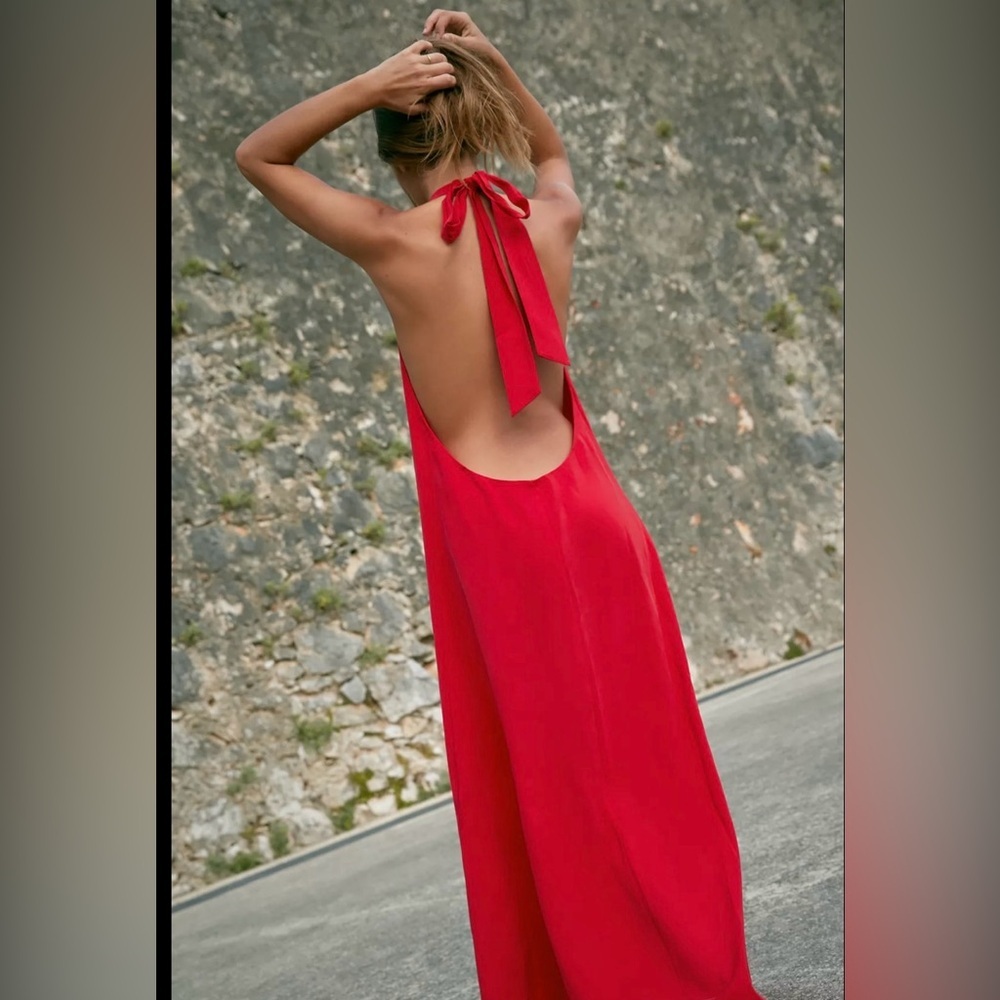 🔥🔥Zara halter dress - Picture 2 of 5